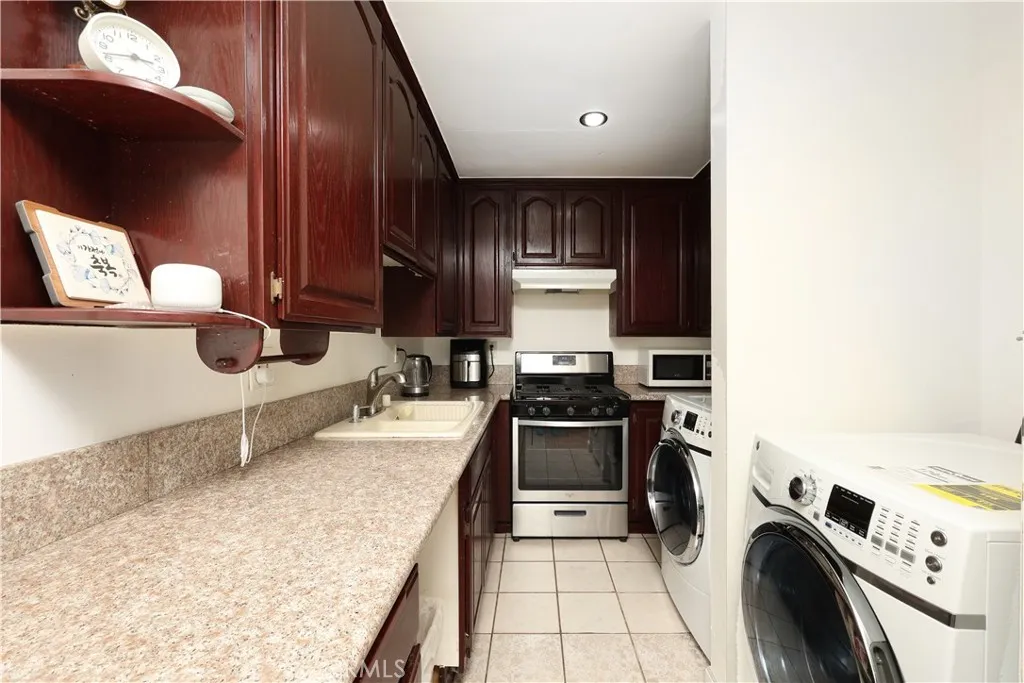 Additional image 10 of 7033 Stewart And Gray Road Unit 6, Downey, CA 90241