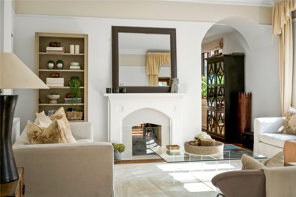 Additional image 3 of 8 bed detached house to rentYaffle Road, Weybridge KT13