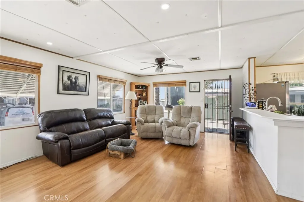 Additional image 5 of 16079 Yarnell Street Unit C27, Sylmar, CA 91342