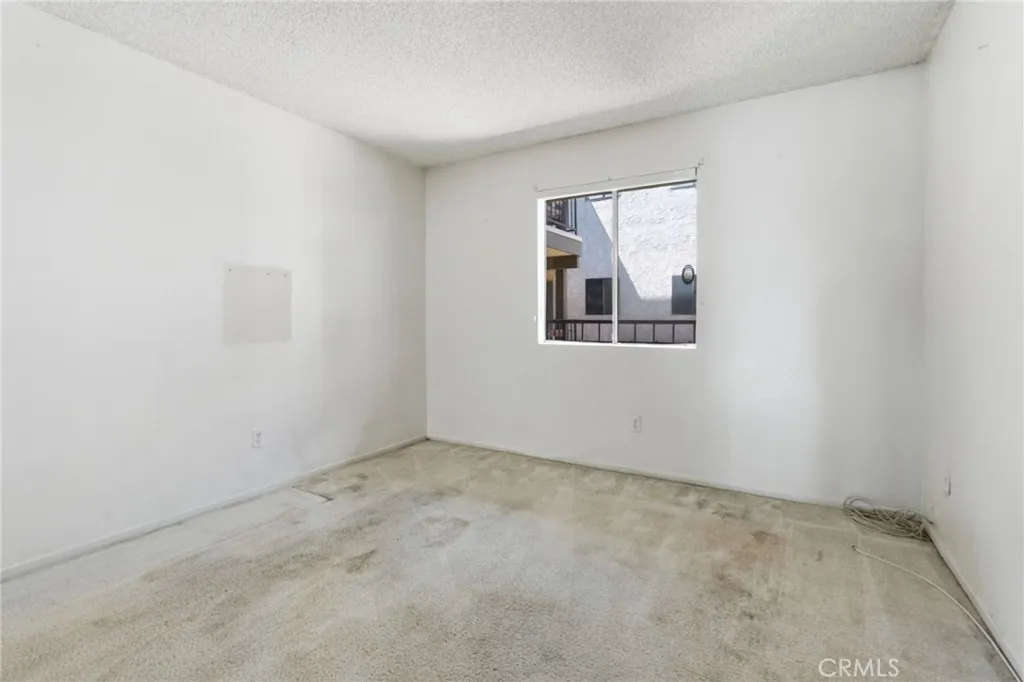 Additional image 13 of 605 Redondo Ave Unit 304, Long Beach, CA 90814