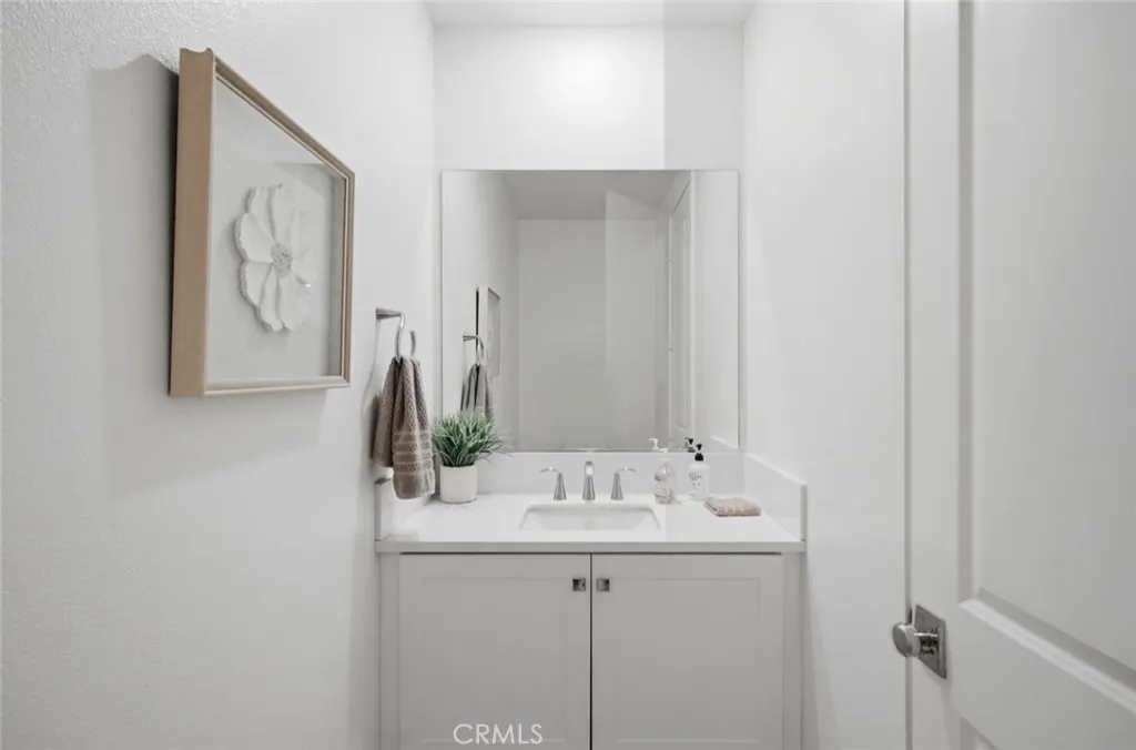 Additional image 43 of 175 Sash, Irvine, CA 92618