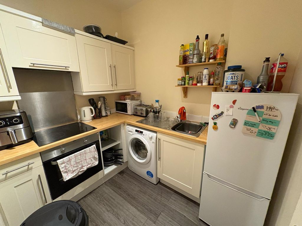 Additional image 5 of 3 bed flat to rentWallace Street, Stirling FK8