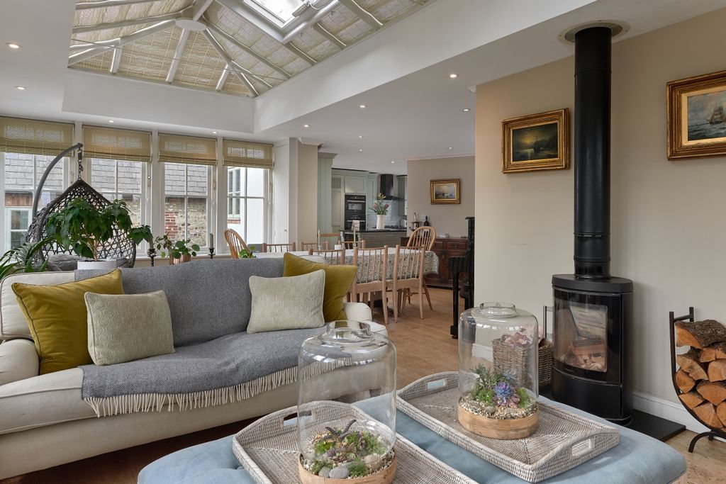 Additional image 2 of 5 bed detached house to rentChurch Lane, Holybourne, Alton GU34