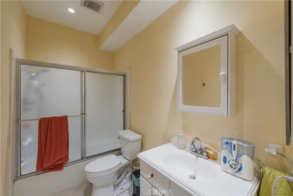 Additional image 36 of 7211 Cozycroft Ave Unit 32, Winnetka, CA 91306