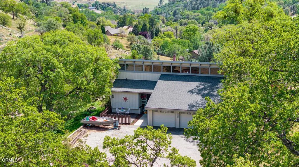 Additional image 58 of 25900 Columbia Way, Tehachapi, CA 93561