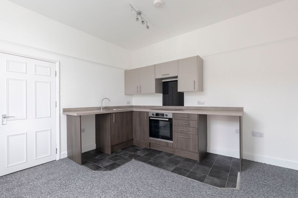 Additional image 7 of 1 bed flat to rentBerkeley Street, Cheltenham GL52