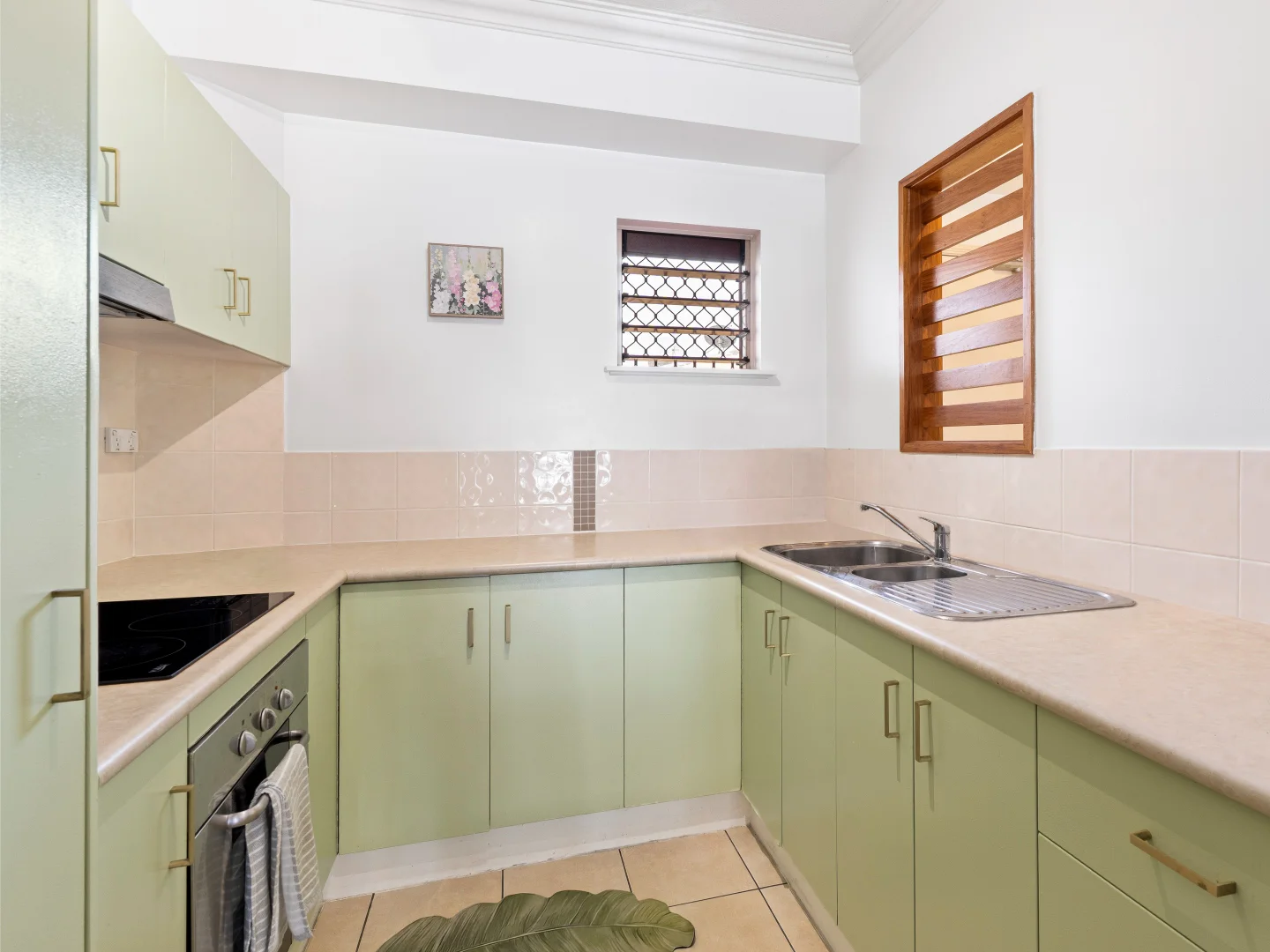Additional image 11 of 227/29-33 Springfield Crescent, Manoora QLD 4870