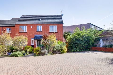 Woodhouse Gardens, Ruddington NG11