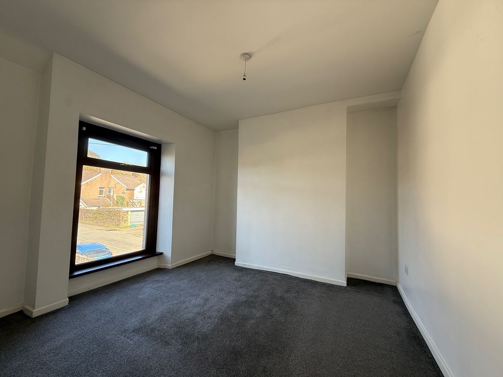 Additional image 5 of 3 bed end terrace house to rentKing Street, Port Talbot SA13
