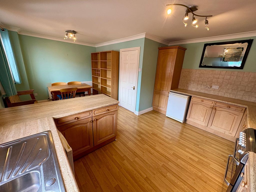 Additional image 9 of 3 bed terraced house to rentOuter Trinities, Beverley HU17