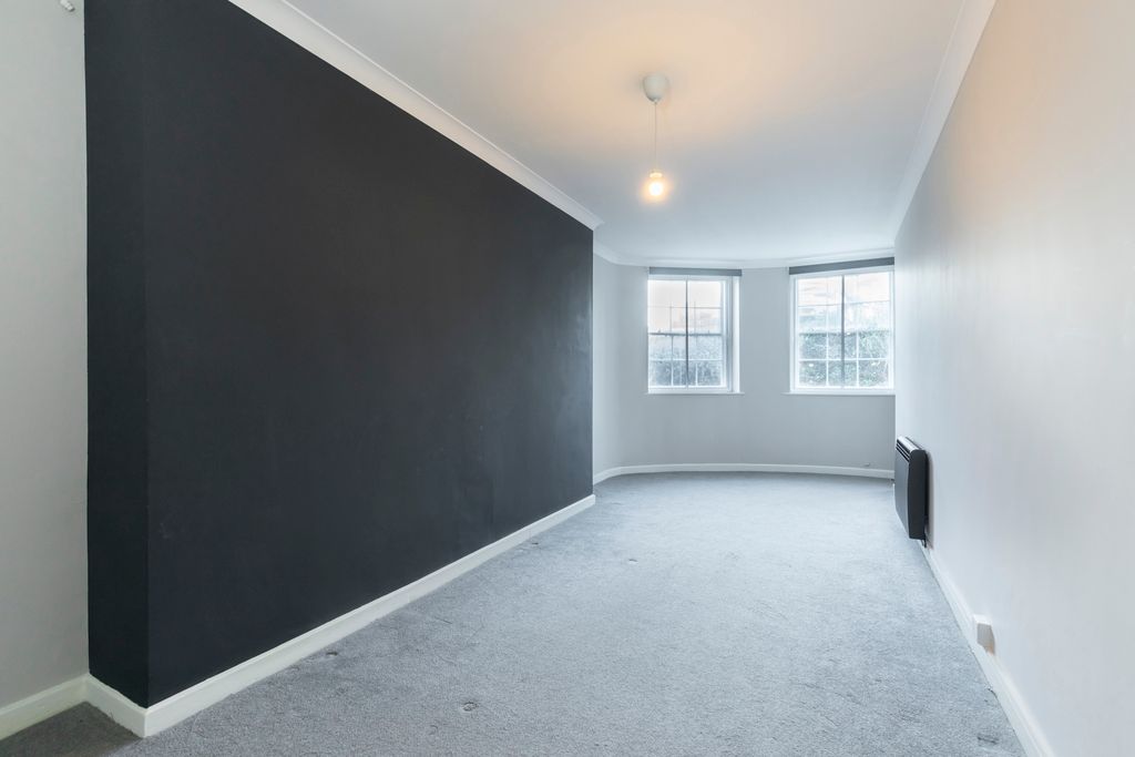 Additional image 3 of 1 bed flat to rentSt. Margarets Road, Cheltenham GL50