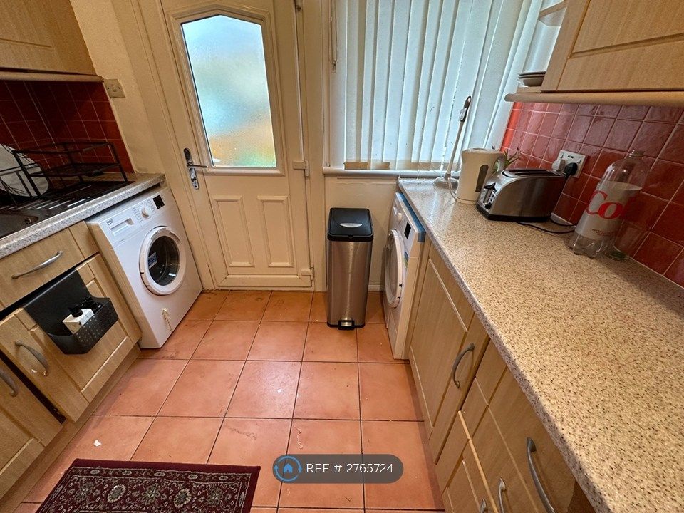 Additional image 2 of 3 bed semi-detached house to rentMoulin Circus, Glasgow G52
