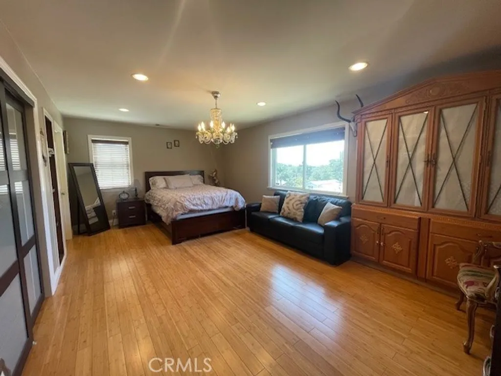 Additional image 28 of 10066 Golden Oaks Ave, Tujunga, CA 91042