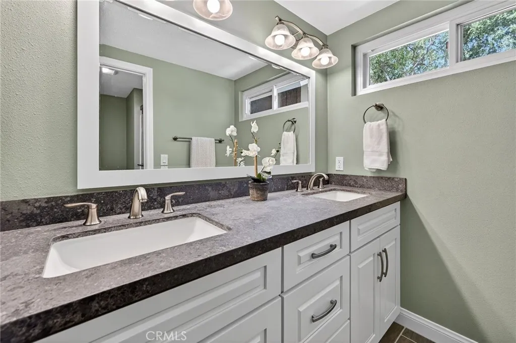 Additional image 18 of 25 Cheyenne, Irvine, CA 92604