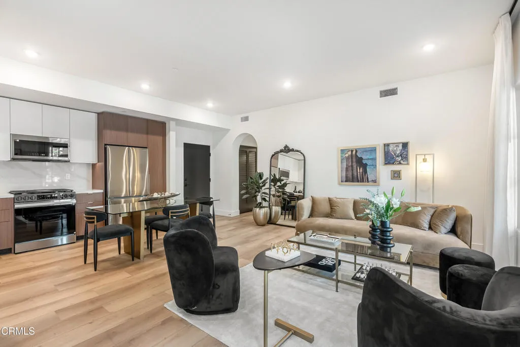 Additional image 4 of 139 S Oak Knoll Avenue Unit 302, Pasadena, CA 91101