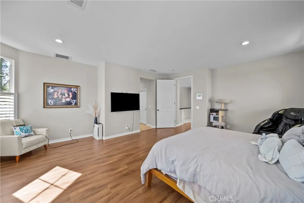 Additional image 45 of 23912 Lakeside Road, Valencia, CA 91355