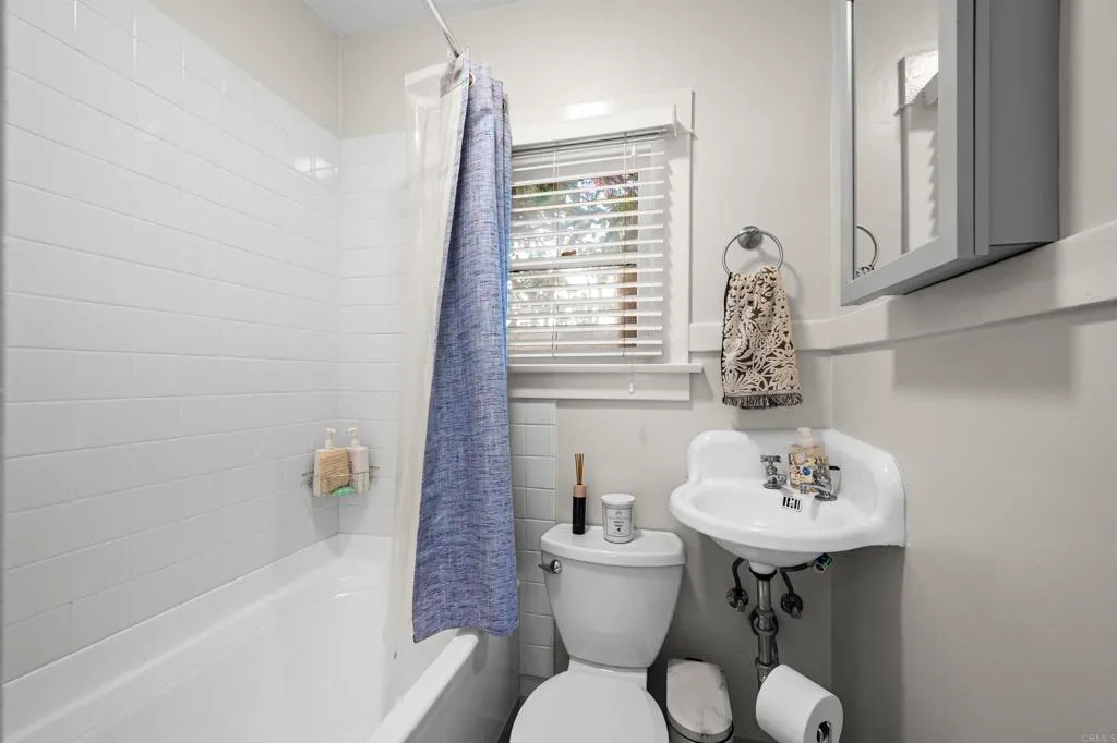 Additional image 71 of 1007 flora Avenue, Coronado, CA 92118