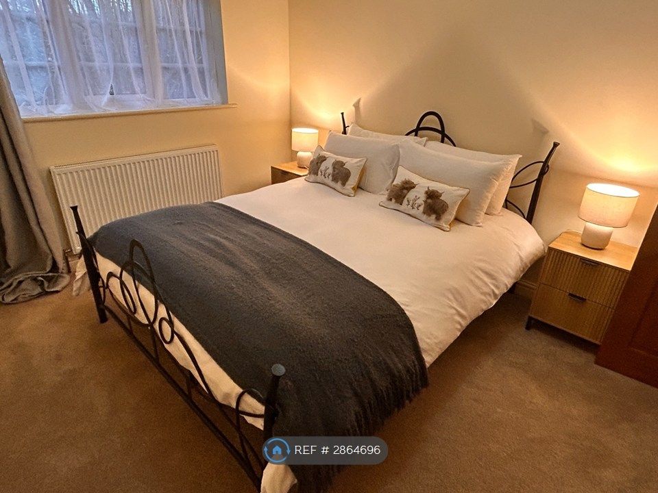 Additional image 2 of 4 bed detached house to rentSagars Road, Wilmslow SK9