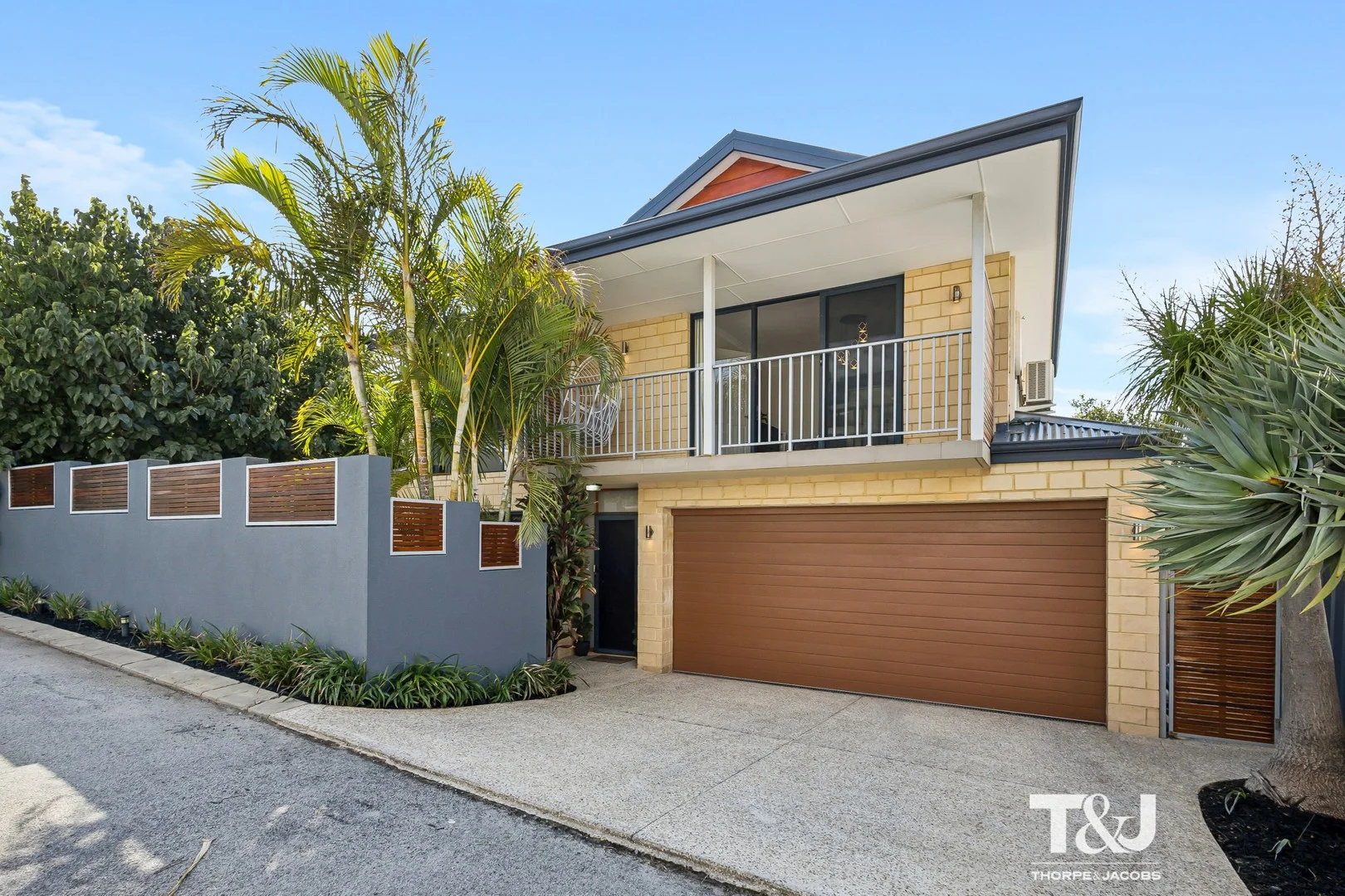 243A Huntriss Road, Doubleview WA 6018