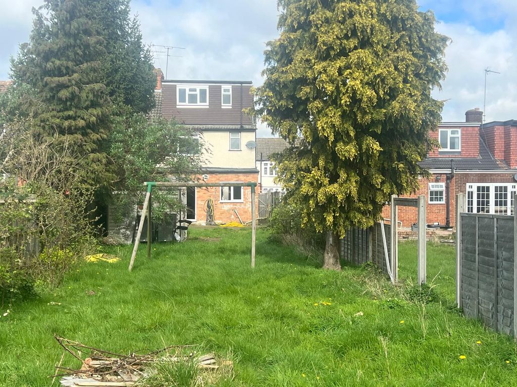 Additional image 14 of 5 bed shared accommodation to rentLinden Road, Luton LU4