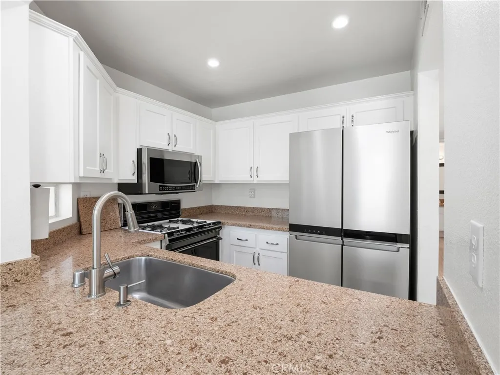 Additional image 37 of 23735 Del Monte Dr Unit 170, Valencia, CA 91355