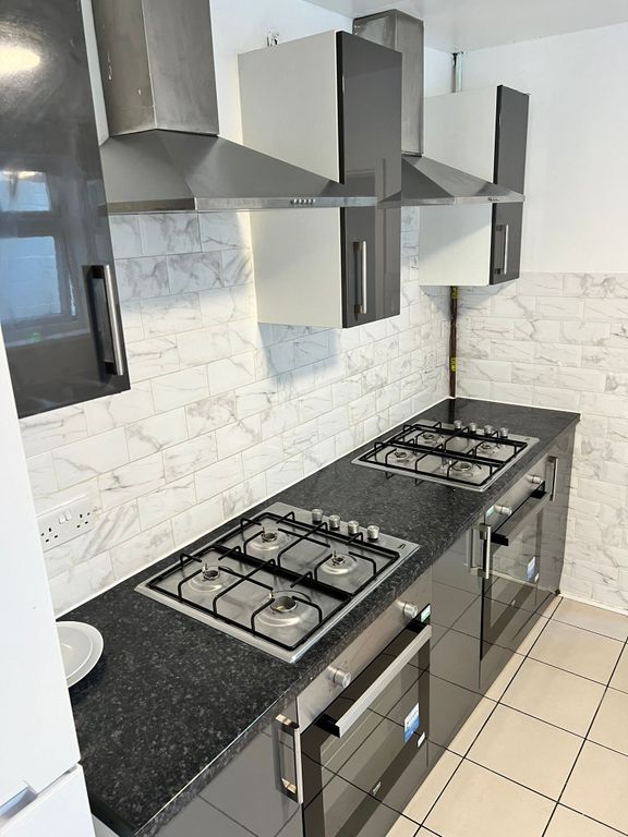 2 bed shared accommodation to rentUpper George Street, Luton LU1 photo 3
