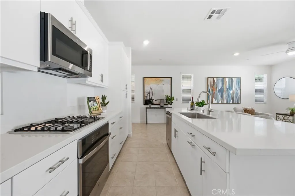 Additional image 10 of 76300 Oxford Ln, Palm Desert, CA 92211