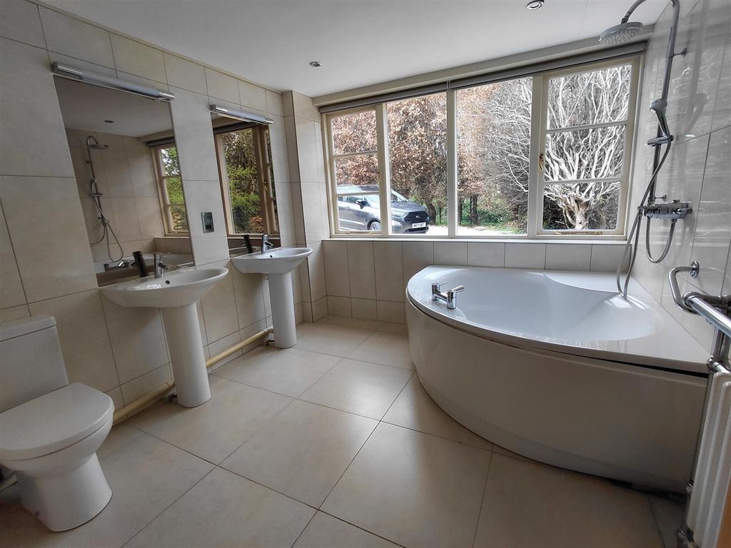 Additional image 15 of Detached house to rentMiddle Street, Crewkerne TA18