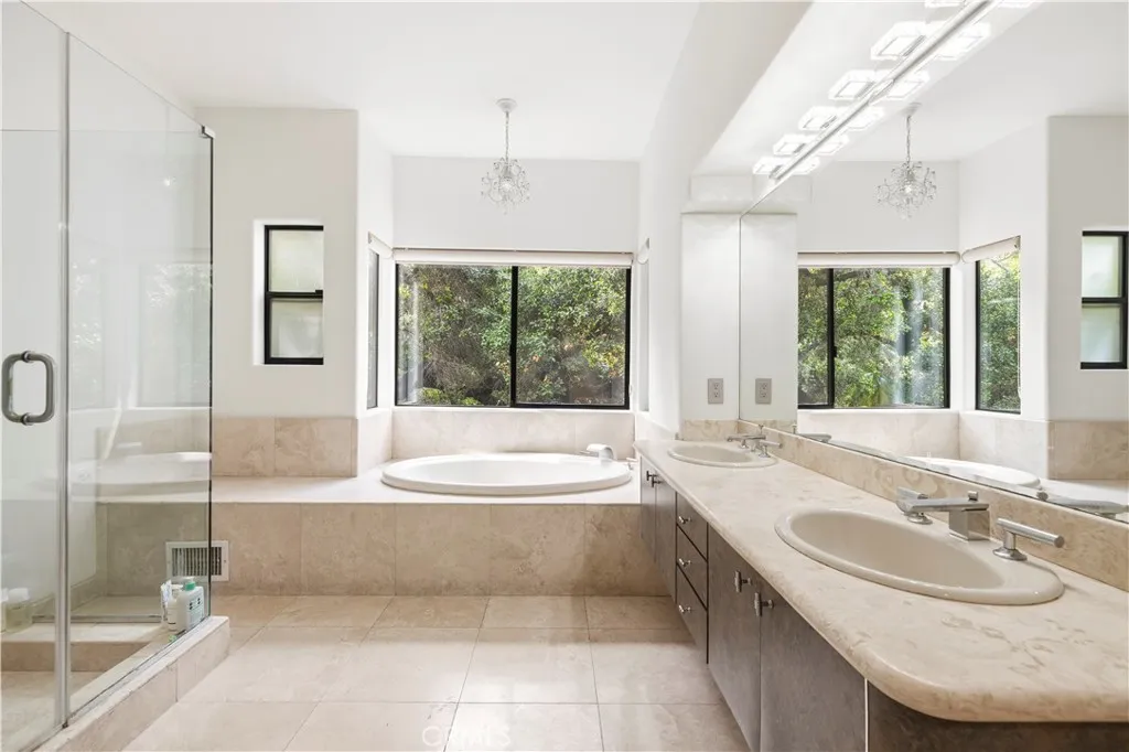 Additional image 123 of 1864 Arvin Dr., Glendale, CA 91208