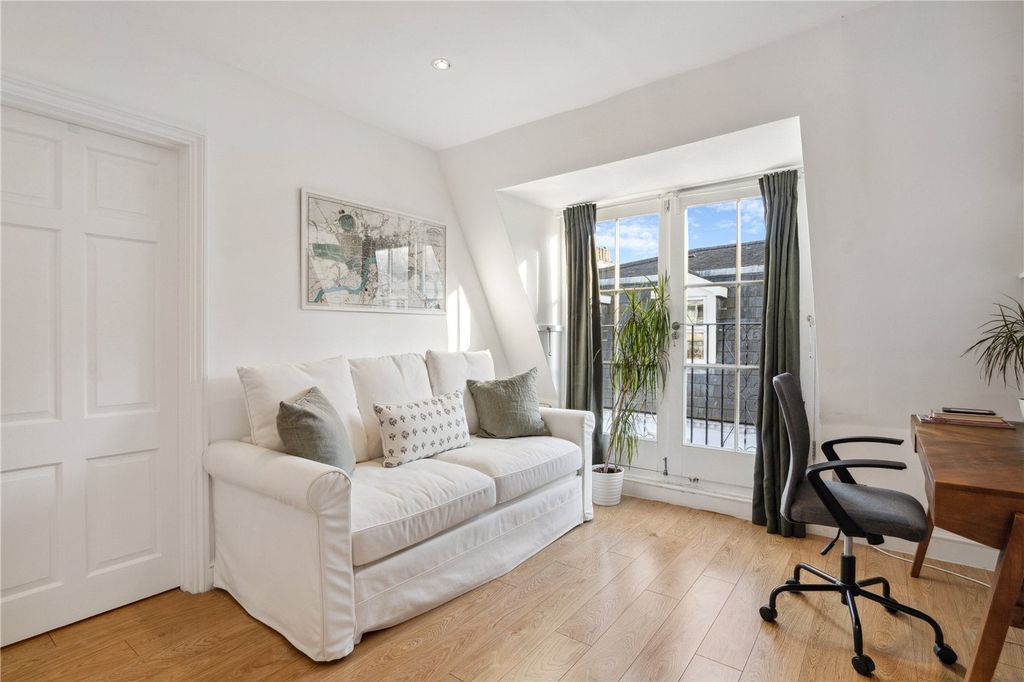 Additional image 8 of 4 bed town house to rentFulton Mews, London W2