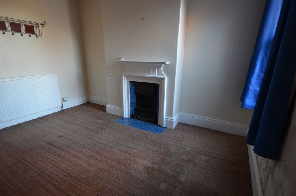 Additional image 14 of 4 bed town house to rentAbbey Road, Grimsby DN32