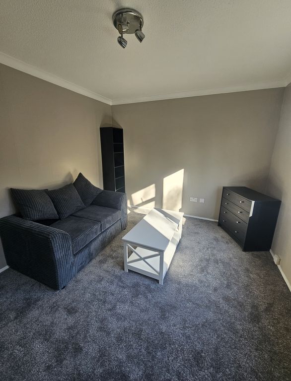 Additional image 2 of 1 bed flat to rentFlat 16 St Ninians Court, Villa Road, Luton LU2