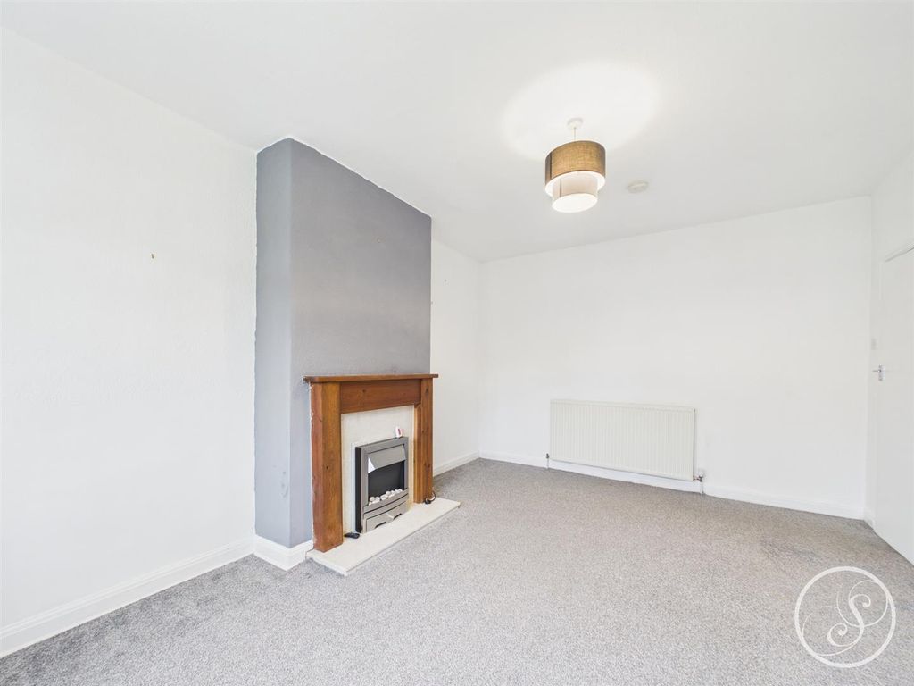 Additional image 6 of 2 bed flat to rentSandringham Drive, Leeds LS17