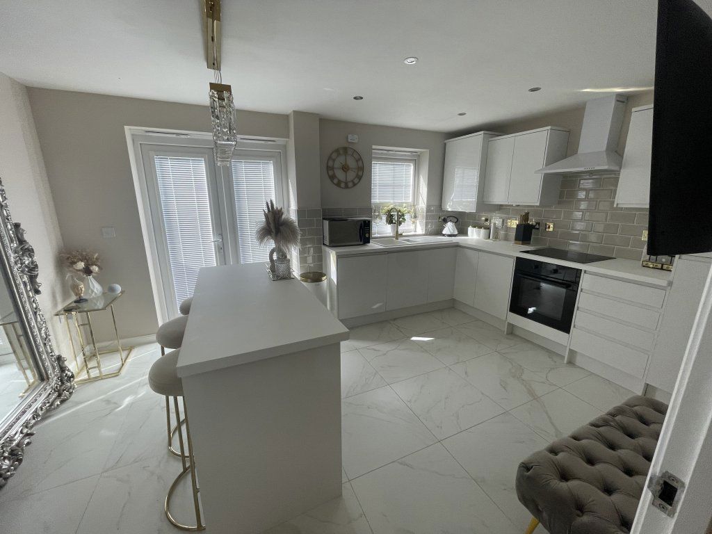 Additional image 2 of 3 bed property to rentYnys Y Wern, Port Talbot SA12