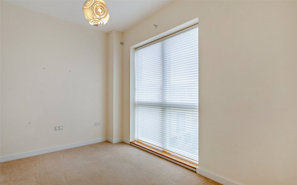 Additional image 14 of 4 bed terraced house to rentWhitelocks Drive, Trumpington, Cambridge, Cambridgeshire CB2