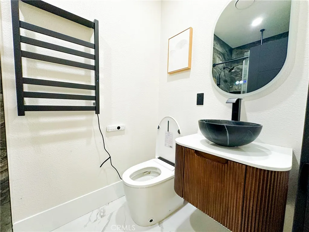 Additional image 20 of 715 N Zeyn St, Anaheim, CA 92805