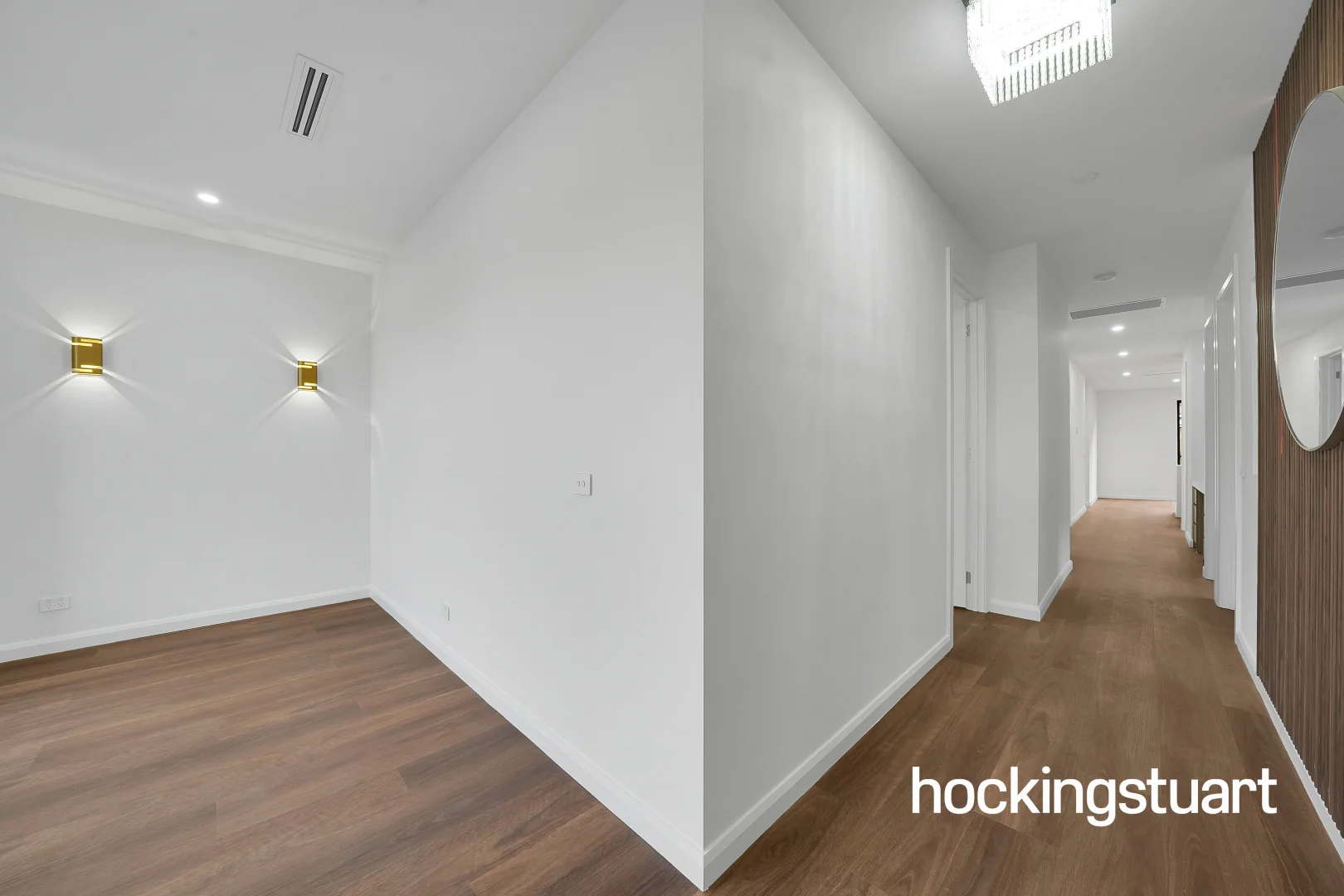 8 Davis Circuit, Wollert VIC 3750 photo 3
