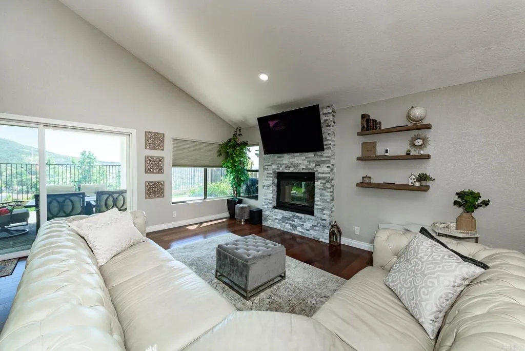 Additional image 13 of 12631 Alcacer Del Sol, San Diego, CA 92128