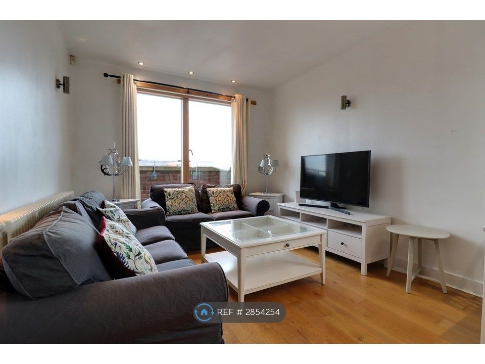 Additional image 2 of 2 bed flat to rentGreen Lane, Wilmslow SK9