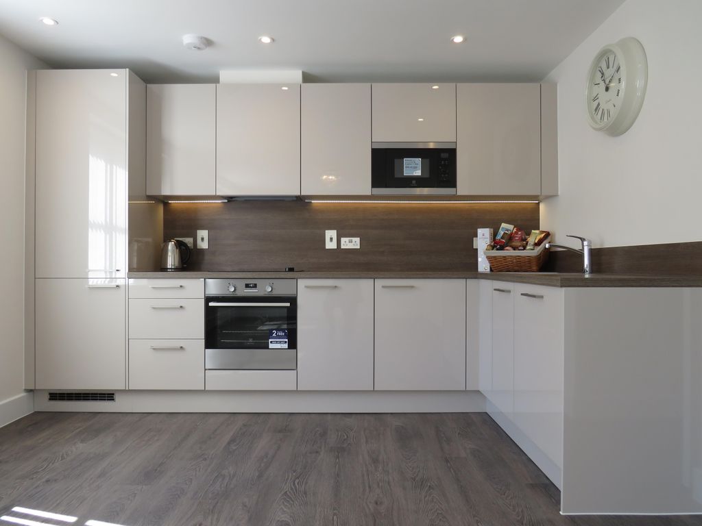 Additional image 7 of 2 bed flat to rentPrinces Drive, Worcester WR1