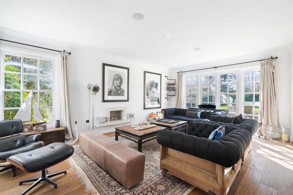 Additional image 12 of 6 bed detached house to rentManor House Drive, Burwood Park, Walton On Thames, Surrey KT12
