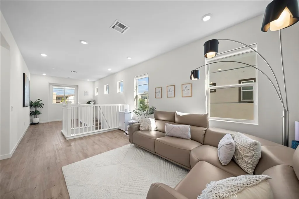 Additional image 24 of 27616 Symphony Place, Valencia, CA 91381