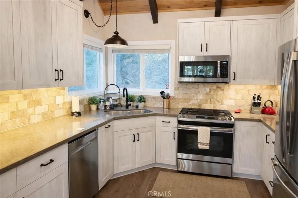 Additional image 25 of 27334 Pinewood Drive, Lake Arrowhead, CA 92352