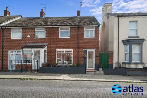 Moses Street, Dingle L8