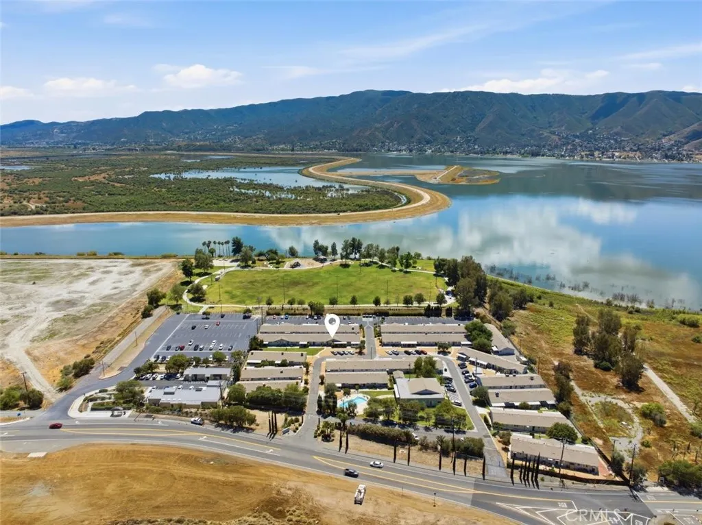 Additional image 5 of 150 E Lakeshore Dr, Lake Elsinore, CA 92530
