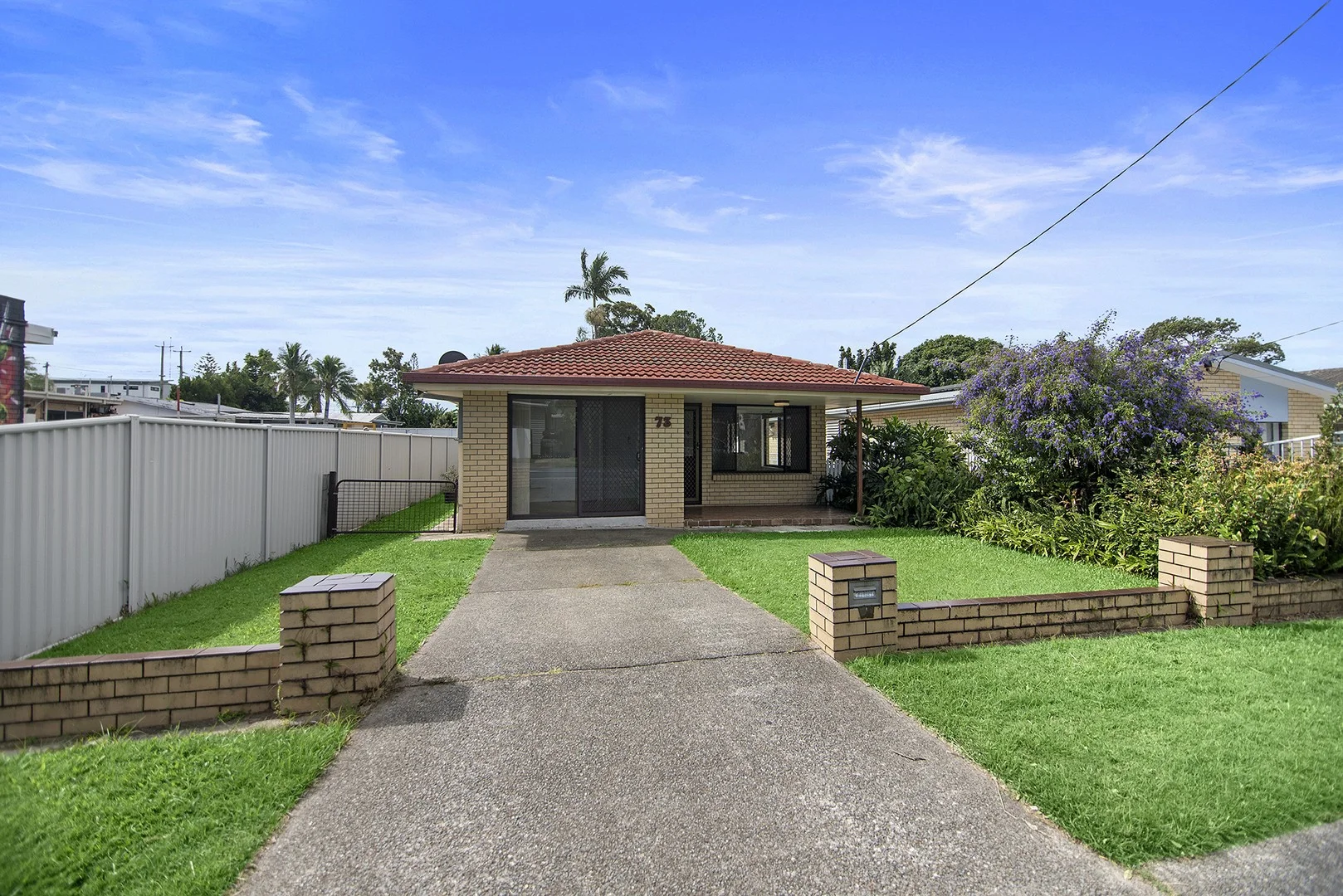 73 Central Street, Labrador QLD 4215