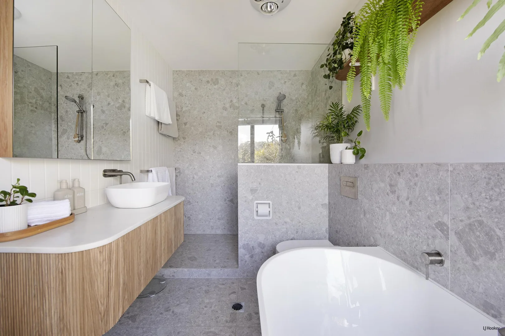 Additional image 14 of 36 Sawtell Drive, Currumbin Waters QLD 4223