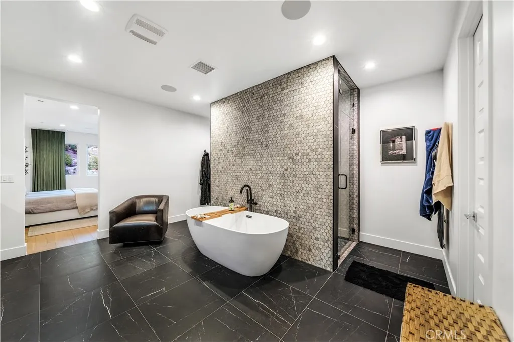 Additional image 89 of 20431 W Windsor Ln, Porter Ranch, CA 91326