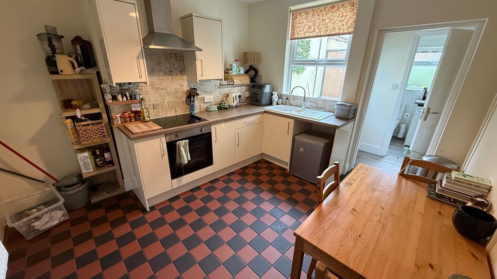 Additional image 3 of 2 bed terraced house to rentRasen Lane, Lincoln LN1