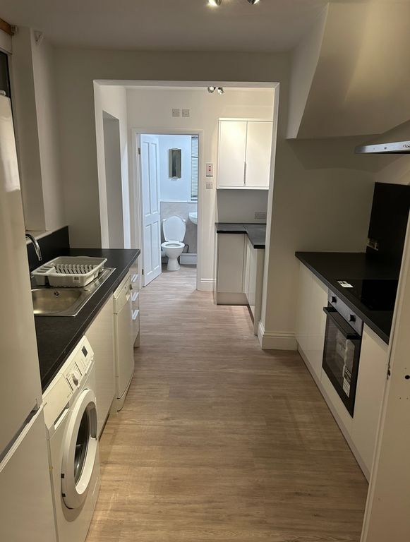 Additional image 4 of 7 bed semi-detached house to rentBraemar Crescent, Bristol BS7